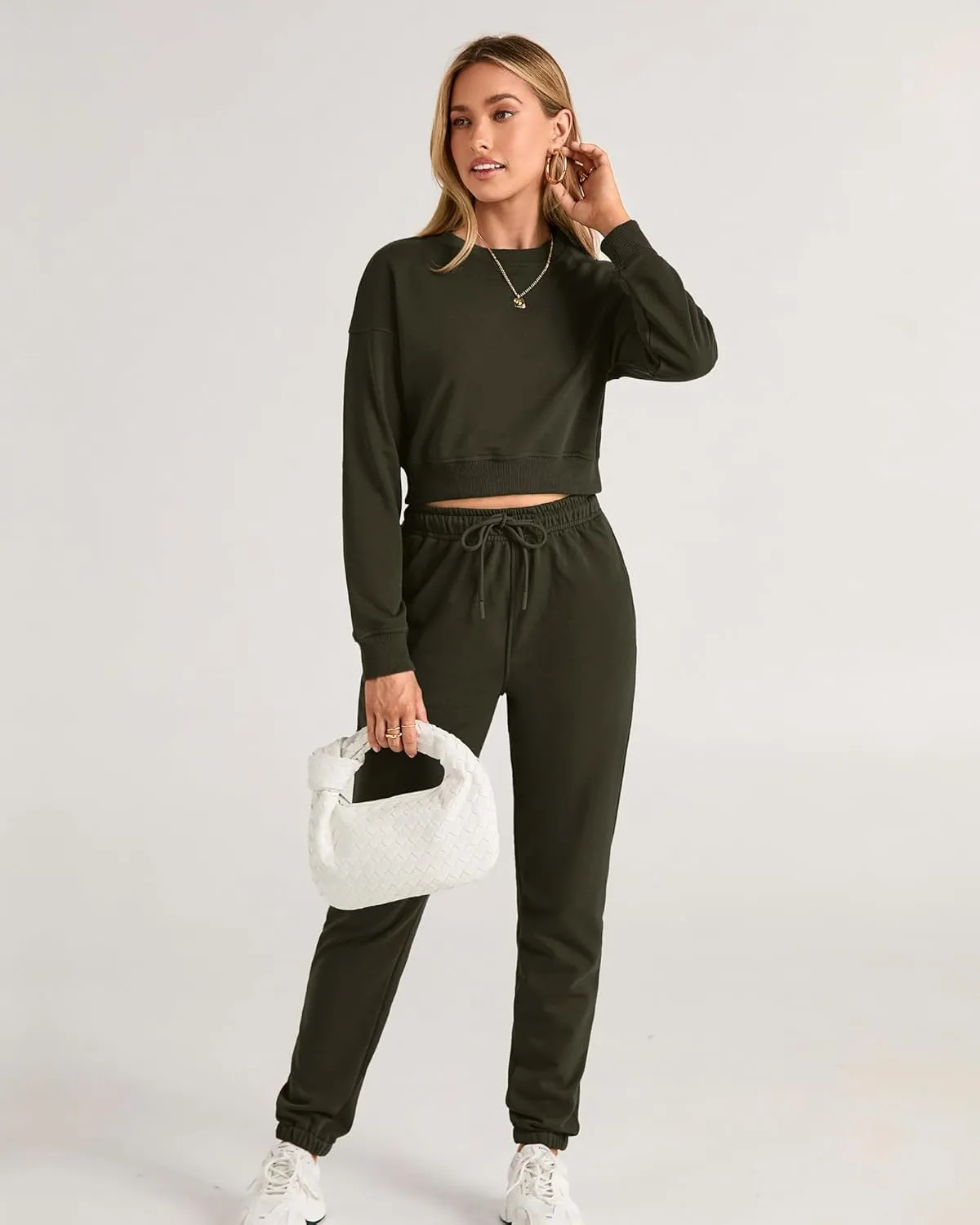 BTFBM Women 2 Piece Outfits Long Sleeve Crop Top Pullover Drawstring Pant Jogger Set Casual Sweatsuits Tracksuit Pockets