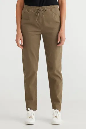 Polo Pants in Moss
